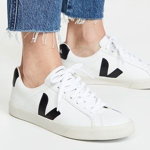 Women’s Veja Esplar Sneakers